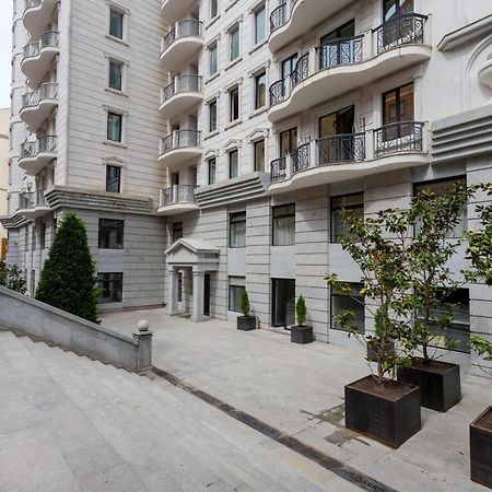 Downtown Two-Bedrom Apartment Tbilisi Buitenkant foto