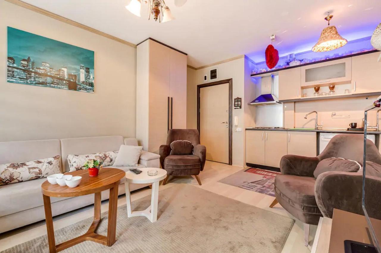 Downtown Two-Bedrom Apartment Tbilisi Buitenkant foto